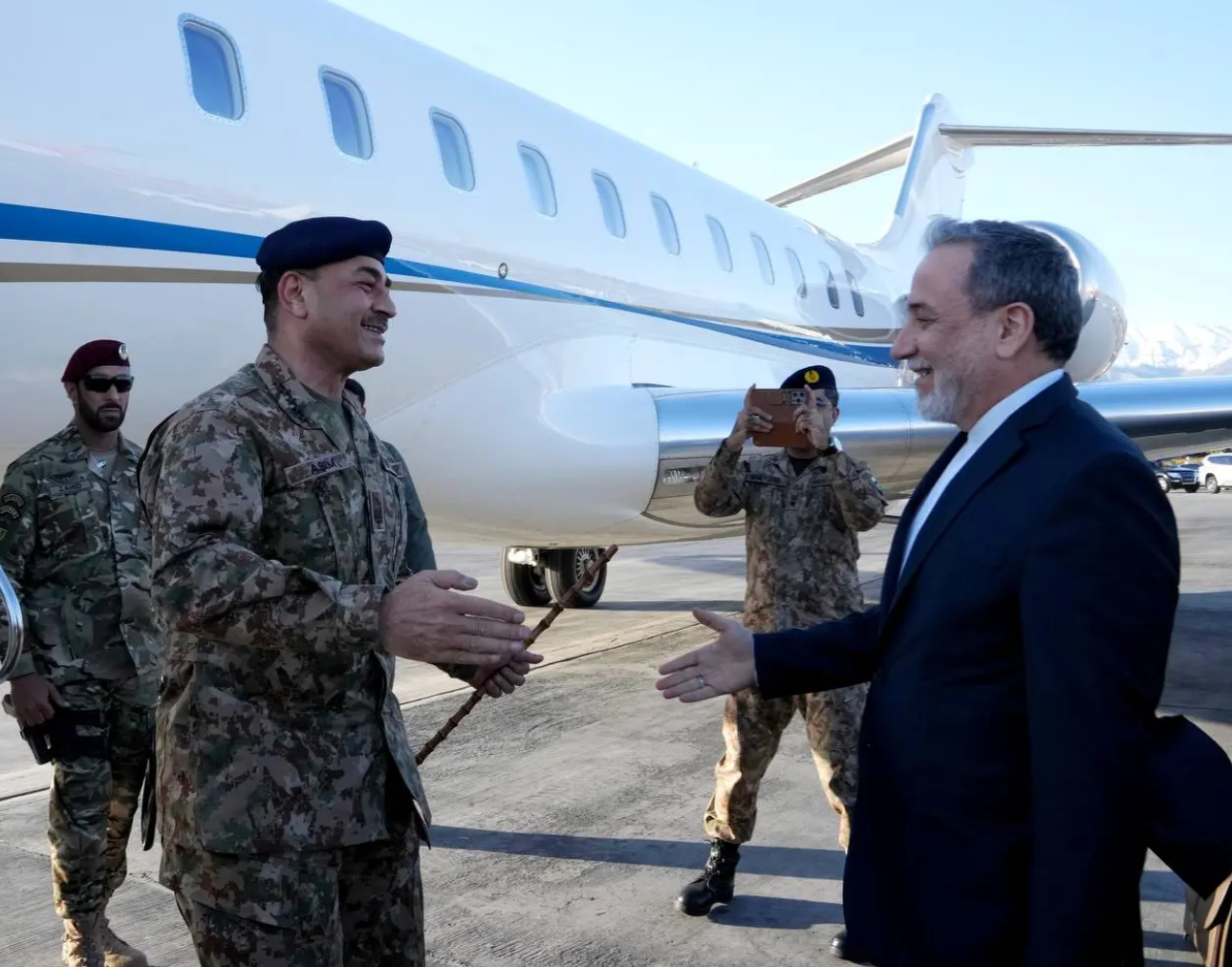 عاصم منیر