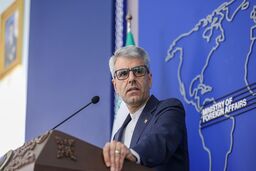 بقایی: تا وقتی تصمیم‌گیران در کشور تشخیص دهند با قوت از خود دفاع می‌کنیم