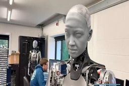 «پروتو آلفا انسانی»؛ انسانی‌ترین ربات ساخته‌شده تا امروز!