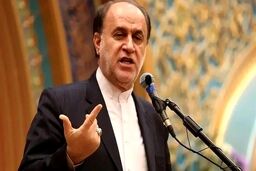 ببینید | رونمایی نایب رئیس مجلس از بمب اتم ایران روی آنتن تلویزیون