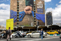یک مقام آگاه: ایران در حال اجرای یک عملیات «تغییر مسیر» بی‌سابقه در تنگه هرمز است