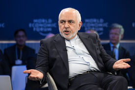 هشدار ظریف درباره یک خطر داخلی؛ «نگذاریم از دستاوردهای ایران روایت ذلت ساخته شود»