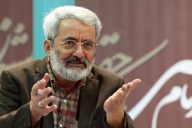 سلیمی نمین: فکر کردیم هر کسی چند کلام توانست حرف بزند، کارشناس است