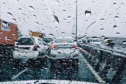 ترافیک سنگین در راه‌های مازندران؛ جاده چالوس یکطرفه شد