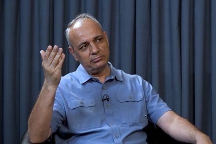 توصیه سیاسی احمد زیدآبادی؛ به انتخابات دل نبندید، مردم را هم به خیابان نکشانید!