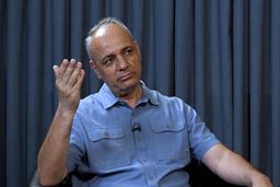 کنایه تند زیدآبادی به شمس‌الواعظین: این خاطره‌گویی‌ ها خودت و رفیقت را به دردسر می‌اندازد