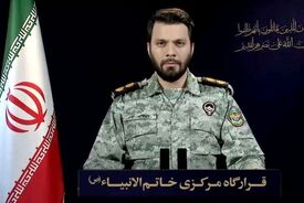 ببینید | سخنگوی قرارگاه خاتم الانبیا: آمریکایی‌ها نظامیان خود را بمباران کردند