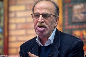 کارشناس حقوق رسانه: قطع اینترنت، پاس گل به اینترنشنال است