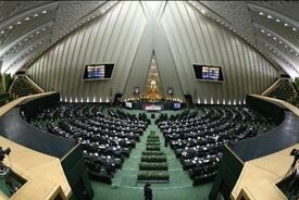 چه کسی بر صندلی خالی مسعود پزشکیان و ۴ نماینده مستعفی مجلس دوازدهم می‌نشیند؟