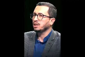 ویدیوی باشگاه خبرنگاران: سیدعلی خامنه ای پشتش به چه کسی گرم است که تسلیم نمی شود؟ کدام دعا را خوانده است؟