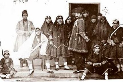 خاطرات ناصرالدین‌شاه: زن‌ها باز شِکوه از گرانی داشتند