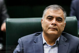 پاک‌نژاد باید درباره تراستی‌ها پاسخگو باشد؛ بابک زنجانی نفت برد و نظارتی بر کارش نبود