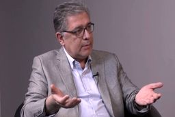 امیرعلی ابوالفتح: هر سناریویی بین ایران‌ و امریکا محتمل است