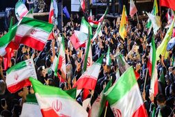  بعضی سخنران های تجمعات شبانه، در پوشش انقلابیگری تفرقه افکنی می کنند