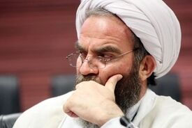 غرویان: منافقین داخلی می‌خواهند پزشکیان را از صحنه خارج کنند | پزشکیان باید از خاتمی، روحانی و ظریف استفاده کند 