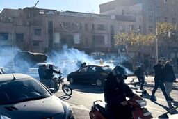 عضو کانون وکلا: برخی متهمان حوادث دی‌ماه تمایلی به استفاده از وکلای ماده ۴۸ ندارند

