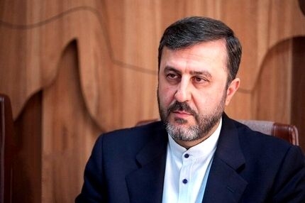 معاون وزیر امور خارجه: به ناوهای فرانسوی و انگلیسی در تنگه هرمز پاسخ قاطع و فوری می‌دهیم