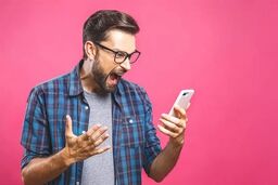 چرا تلفن همراه هنگ می‌کند؟