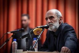 ببینید | شریعتمداری: باید به سمت باب المندب موشک‌های ۲۵۰۰ کیلومتری با کلاهک سنگین شلیک کنیم