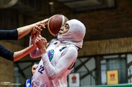 گزارش تصویری نخستین دیدار تیم‌های آکادمی سحر و پالایش نفت آبادان 