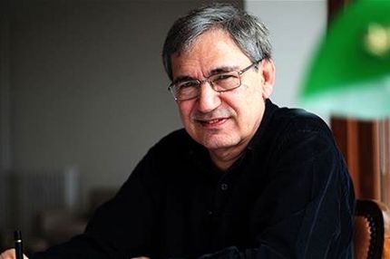 اورهان پاموک از جایزه نوبل ادبی تا بازی در سریال نتفلیکس