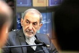 هشدار ولایتی به ترامپ: فرو افتادن در این چاه با طناب اسرائیل، تاوانی سنگین دارد
