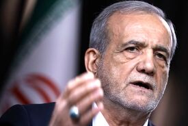 پزشکیان: مقابل تهاجم دشمن می‌ایستیم تا با عزت مسیر را به سرانجام برسانیم