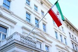 قطر وابستگان نظامی - امنیتی سفارت ایران در دوحه را اخراج کرد