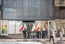 پایان درگیری نظامی ایران و اسرائیل و بازگشت خریداران بورس | بازار سهام دوباره سبزپوش شد | پرش 92 هزار واحدی شاخص کل