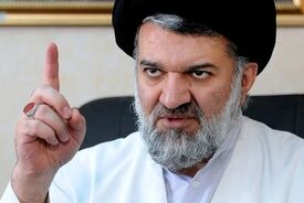 روزنامه جمهوری اسلامی: نسبت دادن سخن دروغ به رهبری جرم است؛ قوه قضاییه برخورد کند