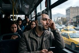 جرئت عوض کردن نظر؛ چرا تغییر فکر، برایمان شبیه شکست است نه رشد؟