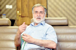 محمد عطریانفر: نباید از صحنه دیپلماتیک خاورمیانه خارج شویم