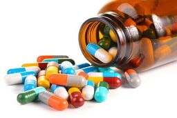 محدودیت دسترسی به دارو در شرایط بحرانی | آنچه در خانه داریم