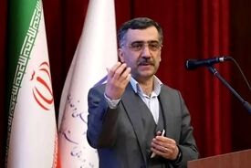 انتقاد معاون وزیر بهداشت از قطع اینترنت: کاهش ۱۰ هزار مقاله در سال ۲۰۲۶ و تنزل جایگاه ایران به رتبه بیستم جهان