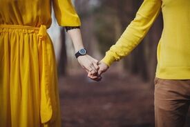 ماندن در رابطه‌ی آسیب‌زننده نتیجه چیست؟