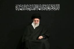 ببینید | آماده‌سازی محل قرارگرفتن پیکر رهبر شهید در مصلی تهران