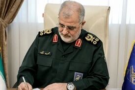 کیهان: شهید پاکپور، سپاه را به گونه ای طراحی کرد که نیاز به فرمانده نداشته باشد