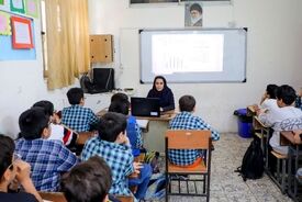 پرداخت حق‌التدریس معلمان همراه با حقوق ماهانه
