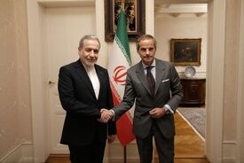 گروسی از مذاکرات حساس با عراقچی خبر داد؛ گام نخست پیش از رویارویی با آمریکا