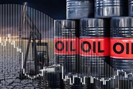 کاهش قیمت جهانی نفت با امید به توافق احتمالی