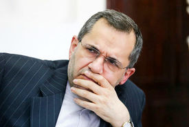 تخت‌روانچی: از یک سوراخ دوبار گزیده نشویم
