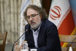 استاد دانشگاه تهران: تنگه هرمز سرمایه ملی است اما عده‌ای می‌خواهند جناح خودشان مالک آن شود
