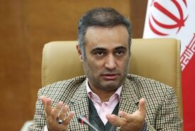 امیر دبیری‌مهر: دانشگاه چیزی جدا از جامعه نیست / باید اجازه داد فریاد‌های دانشجو به گوش جامعه برسد 
