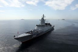 ارتش: ایران و روسیه فردا در دریای عمان و شمال اقیانوس هند «رزمایش مرکب دریایی» برگزار می‌کنند