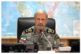 فرمانده کل ارتش: تا ۲۰ نسل می‌جنگیم
