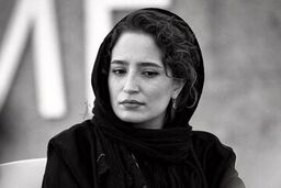 عکس| سفر در زمان؛ «نگار جواهریان» در کودکی و در کنار دو خواهرش؛ دهه 60