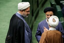 چرا حکومت با تندروها مدارا می‌کند؟