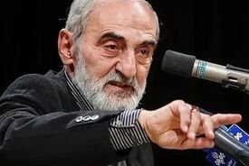 حسین شریعتمداری: ایران نباید با ترامپ مذاکره کند؛ باید عده ای از نمایندگان کنگره جایگزین او شوند