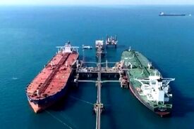 صادرات میانگین ۳۰۹ هزار بشکه نفت در روز از عراق به آمریکا
