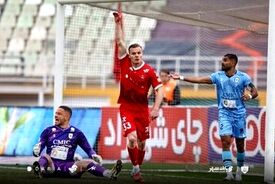 واکنش بازیکن خارجی پرسپولیس به فسخ قرارداد